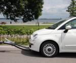 TREKSTANG: auto mee achter andere auto zonder chau
